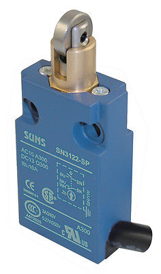 SUNS SN3122-SP-A7 Roller Plunger Compact Limit Switch 7m Cable - Industrial Direct