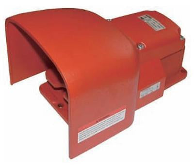 SUNS FS-5G-20D-F 20A Heavy Duty Full Guard Maintained SPDT Foot Switch 571-DWH - Industrial Direct